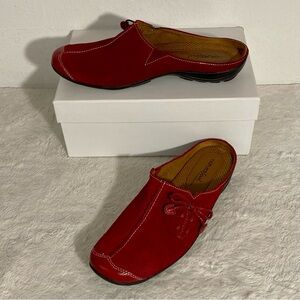 Natural Soul by Naturalizer Red Suede Slip-On Mules Women’s Size 8.5M